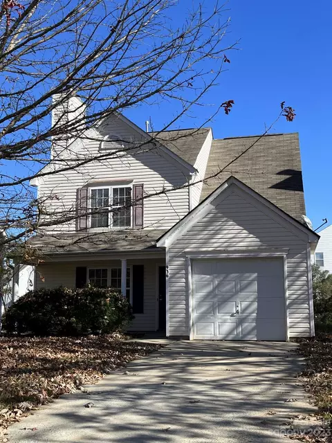 936 Grass Hollow Ct, Charlotte, NC 28216