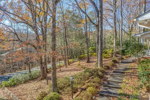621 E Park Dr, Tryon, NC 28782 photo 3
