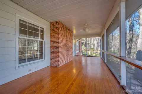 621 E Park Dr, Tryon, NC 28782 photo 11