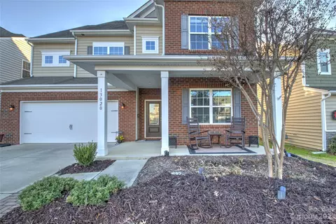 13020 Sagamore Hill Dr, Charlotte, NC 28273