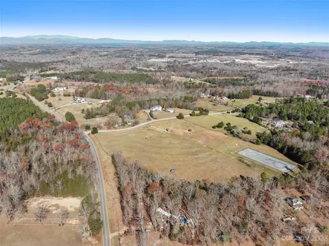 0 Overhill 4 Dr #4, Tryon, NC 28782