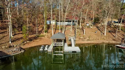 19501 Youngblood W Rd W, Charlotte, NC 28278