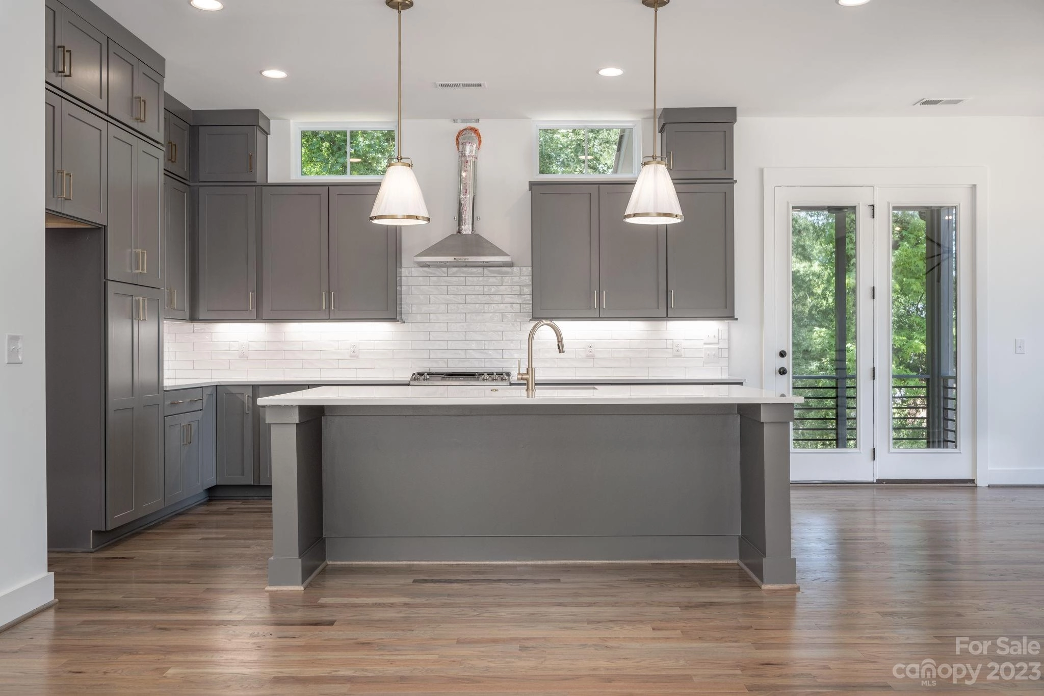 820 Madison Glen 5 Ln Unit 5  