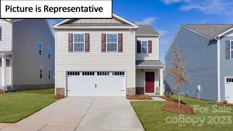 4520 Opus Ln, Charlotte, NC 28214