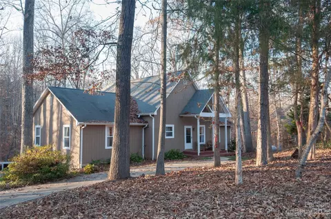 253 Blueberry Hill Dr, Statesville, NC 28625