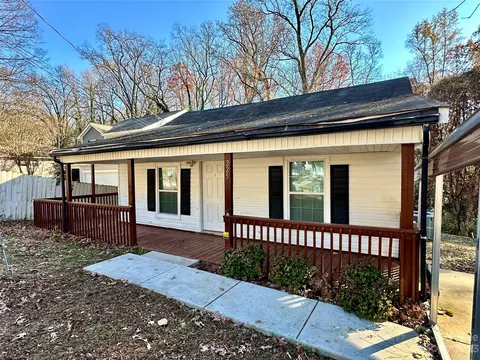 225 Pethel St, Kannapolis, NC 28081