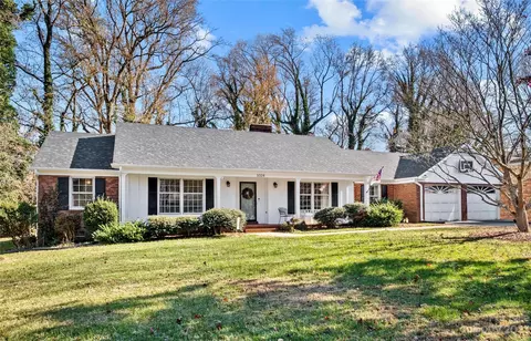 1028 Hunter St, Statesville, NC 28677