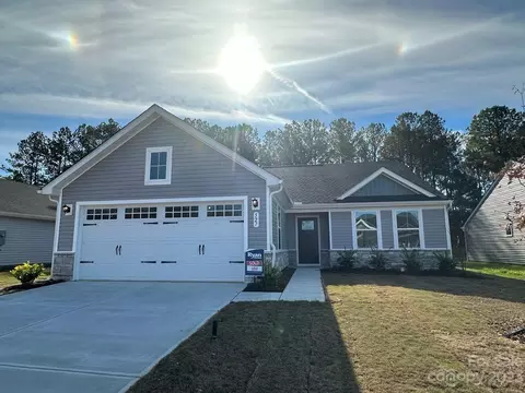 527 Grandiflora Ave, Lancaster, SC 29720