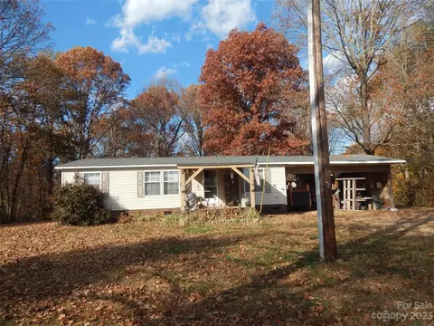 1643 Hill River Rd, Hiddenite, NC 28636