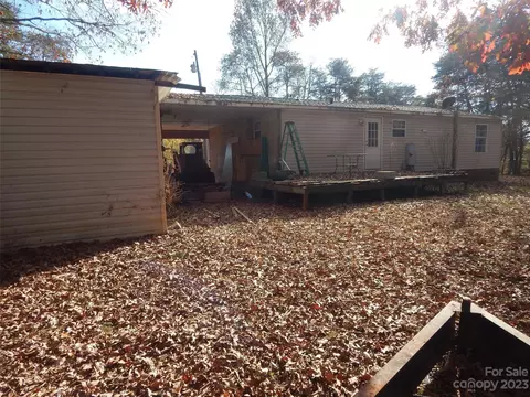 1643 Hill River Rd, Hiddenite, NC 28636 photo 5