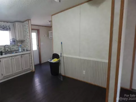 1643 Hill River Rd, Hiddenite, NC 28636 photo 10