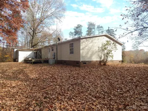 1643 Hill River Rd, Hiddenite, NC 28636 photo 7