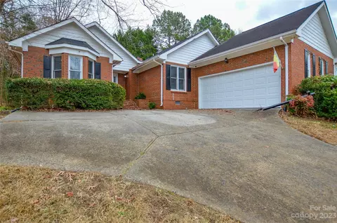 1012 Balsam Ter, Charlotte, NC 28214