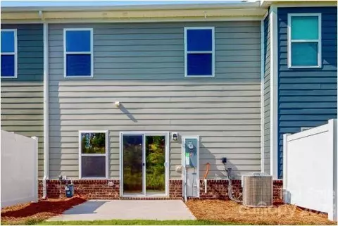 2810 Trinity St, Monroe, NC 28110 photo 2