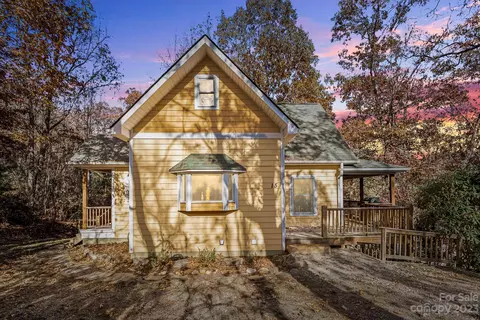 15 Ashleigh Grove Ln, Weaverville, NC 28787