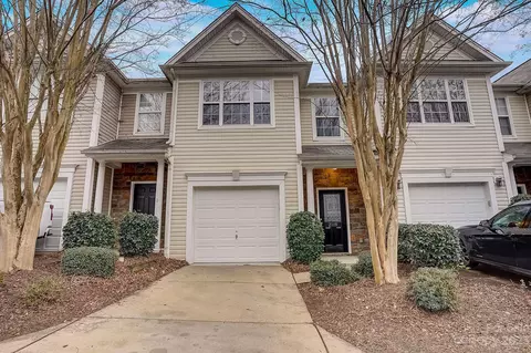 2119 Midnight Blue Ln, Fort Mill, SC 29708