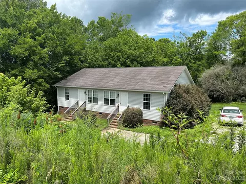 332 Cabarrus W Ave W, Concord, NC 28025