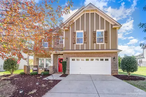 128 Avalon Reserve Dr, Mooresville, NC 28115