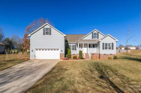 254 Sundance Cir, Statesville, NC 28625