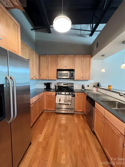 720 Governor Morrison 202 St #202, Charlotte, NC 28211