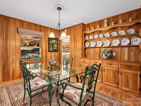 520 Walnut Loop, Laurel Park, NC 28739 photo 9