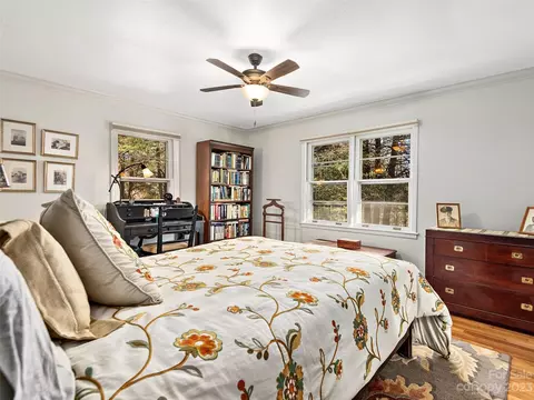520 Walnut Loop, Laurel Park, NC 28739 photo 12