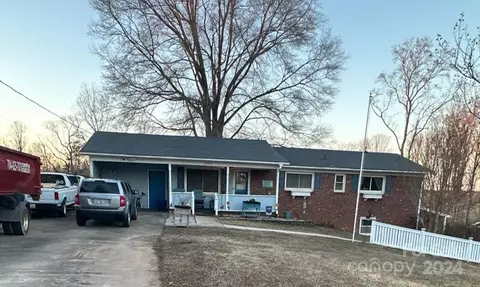 6002 Penndale Dr, Shelby, NC 28152
