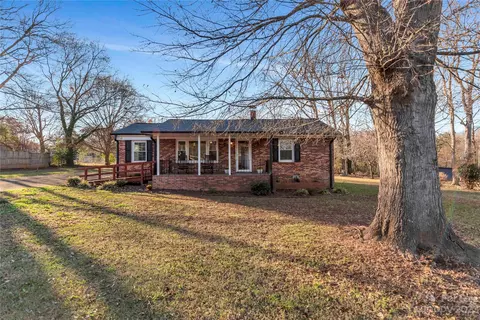 501 Mills St, Gastonia, NC 28054