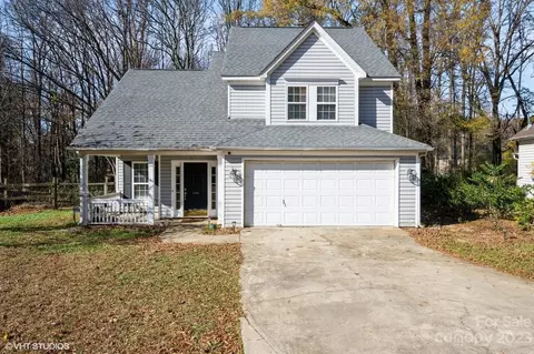 7907 Ebony Rd, Charlotte, NC 28216