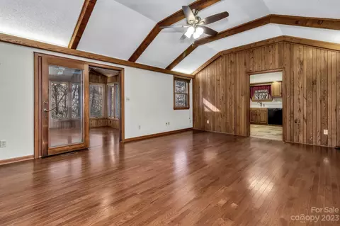 21 Windswept Dr, Candler, NC 28715 photo 12