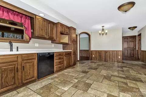 21 Windswept Dr, Candler, NC 28715 photo 15