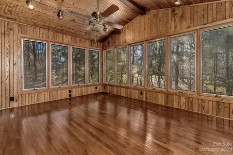 21 Windswept Dr, Candler, NC 28715 photo 14