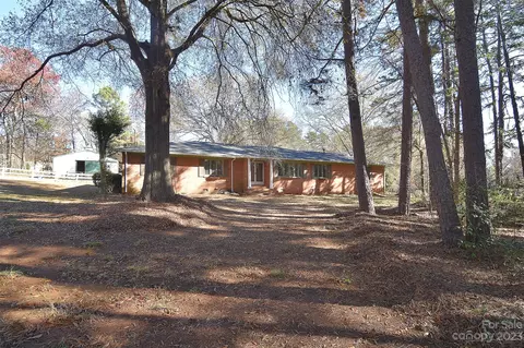 8742 Blair Rd, Mint Hill, NC 28227