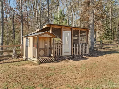 810 Sutton Spring Rd, York, SC 29745 photo 30