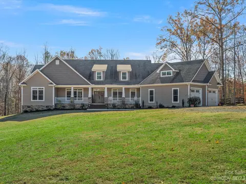 810 Sutton Spring Rd, York, SC 29745