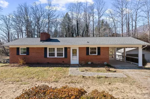 117 Johnson Hollow W Dr W, Marion, NC 28752