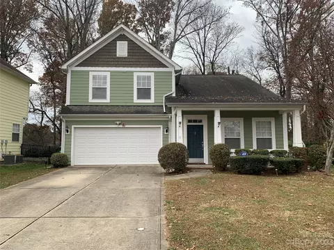 10329 Misty Moss Ct, Mint Hill, NC 28227