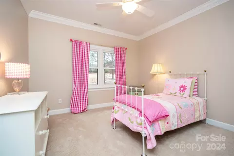 Bedroom - 17600 River Ford Dr, Davidson, NC 28036 photo 1 of 7
