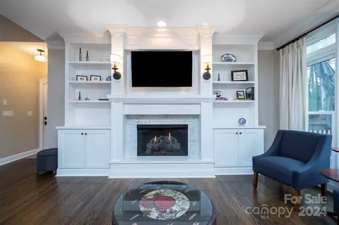 Living - 17600 River Ford Dr, Davidson, NC 28036 photo 1 of 3