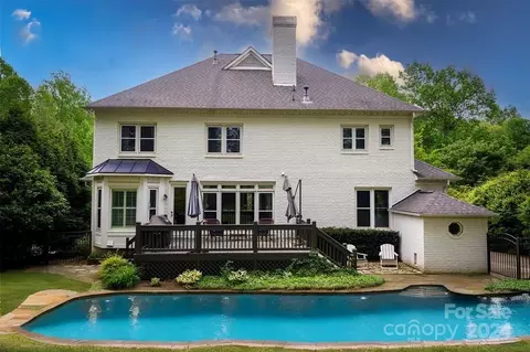 Exterior - 17600 River Ford Dr, Davidson, NC 28036 photo 7 of 7