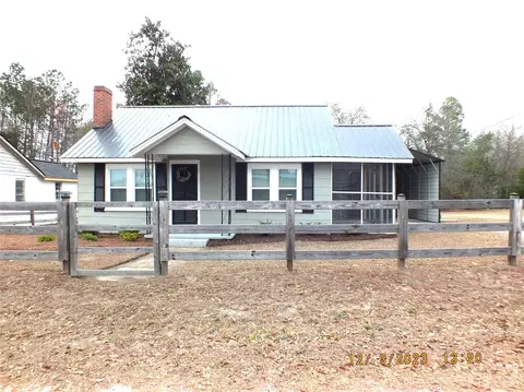 226 Fall Ln, Kershaw, SC 29067