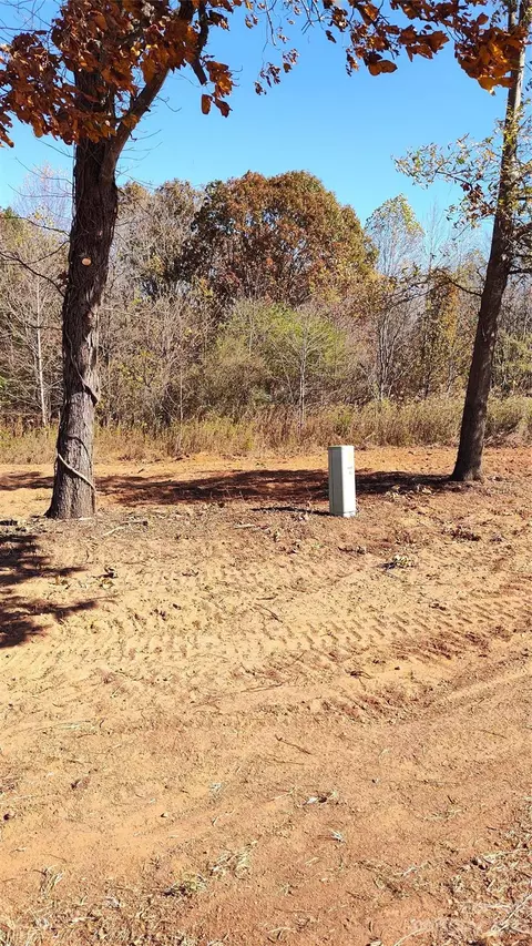 000 Tomlin Rd, Harmony, NC 28634 photo 7
