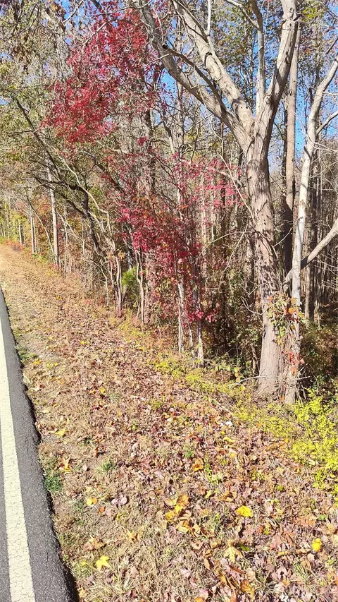 000 Tomlin Rd, Harmony, NC 28634 photo 4