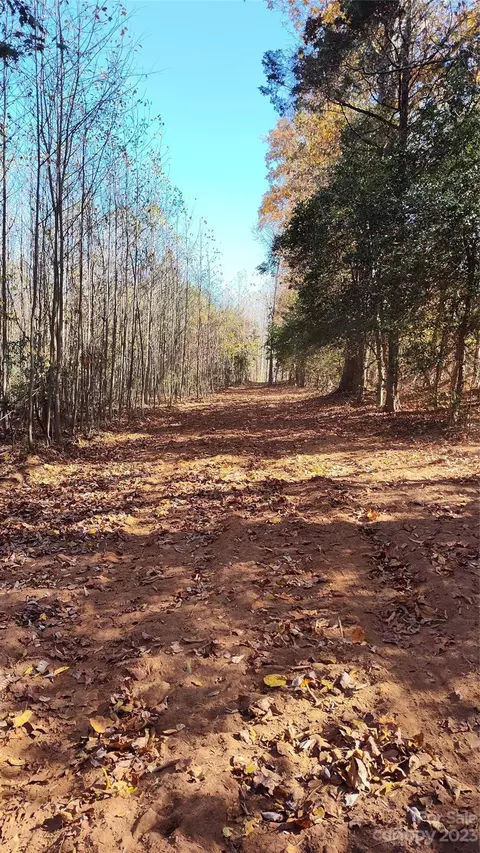 000 Tomlin Rd, Harmony, NC 28634 photo 16