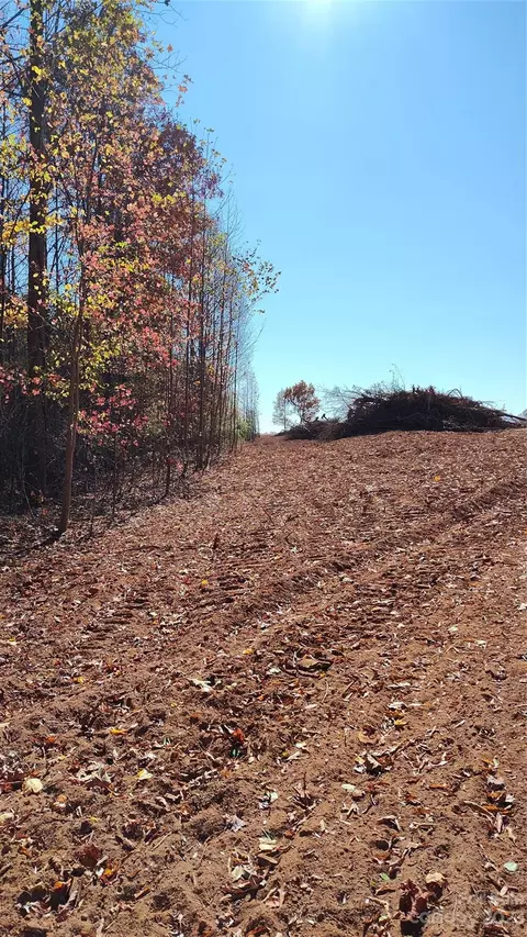 000 Tomlin Rd, Harmony, NC 28634 photo 15