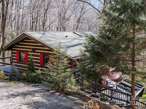 Exterior - 62 Weeping Cherry Forest Rd, Fairview, NC 28730 photo 7 of 12