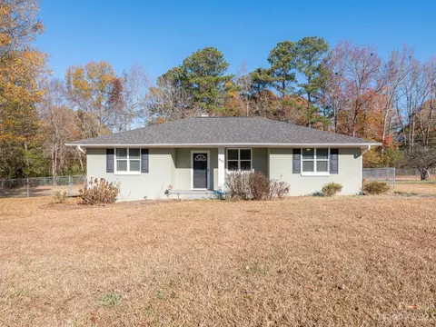 642 Stamie Dr, Chester, SC 29706