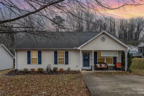 3144 Strong Box Ln, Gastonia, NC 28052