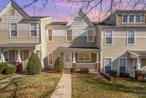 1010 Magna Ln, Indian Trail, NC 28079