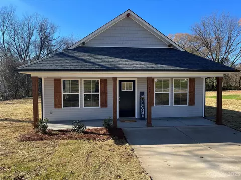 328 E Henderson St, Salisbury, NC 28144